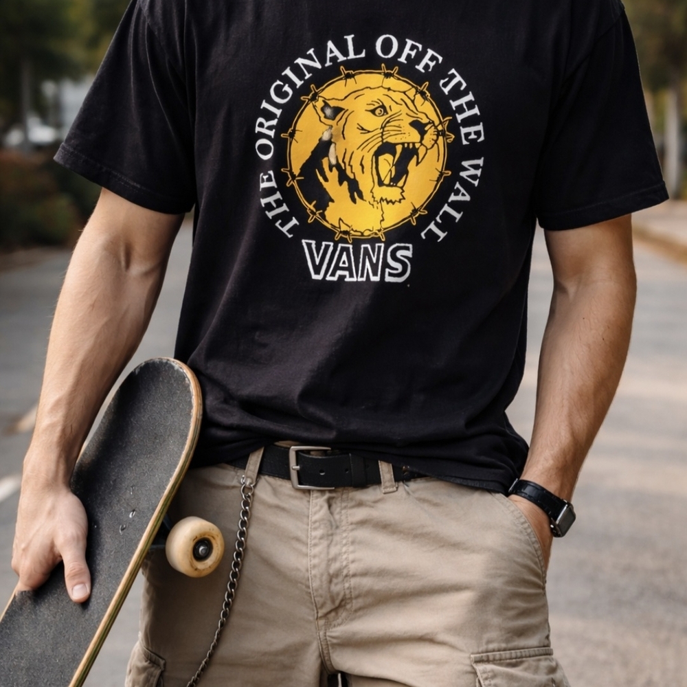 Vans Men's XL Tshirt Off The Wall Graphic Barb Wire Wild Cat